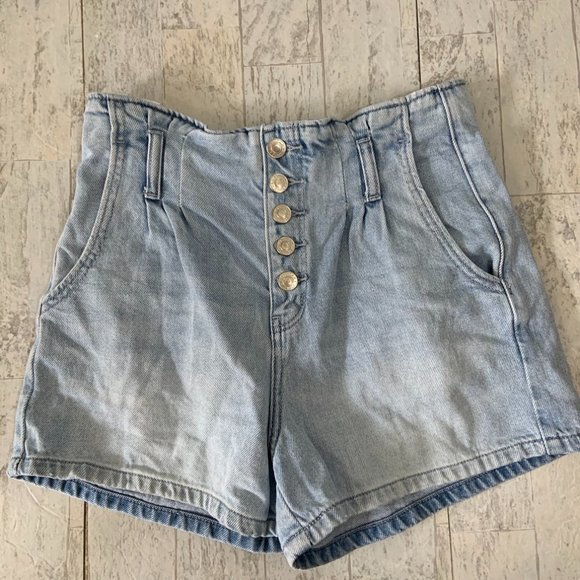 American Eagle Outfitters Pants - American Eagle Mom Jean Shorts 0 Button Fly